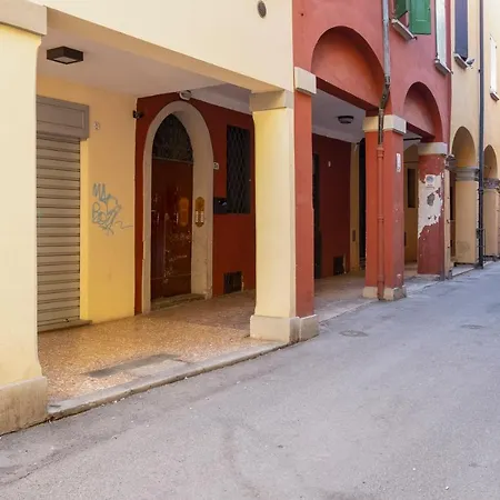 Mirasole Flat * Bologna